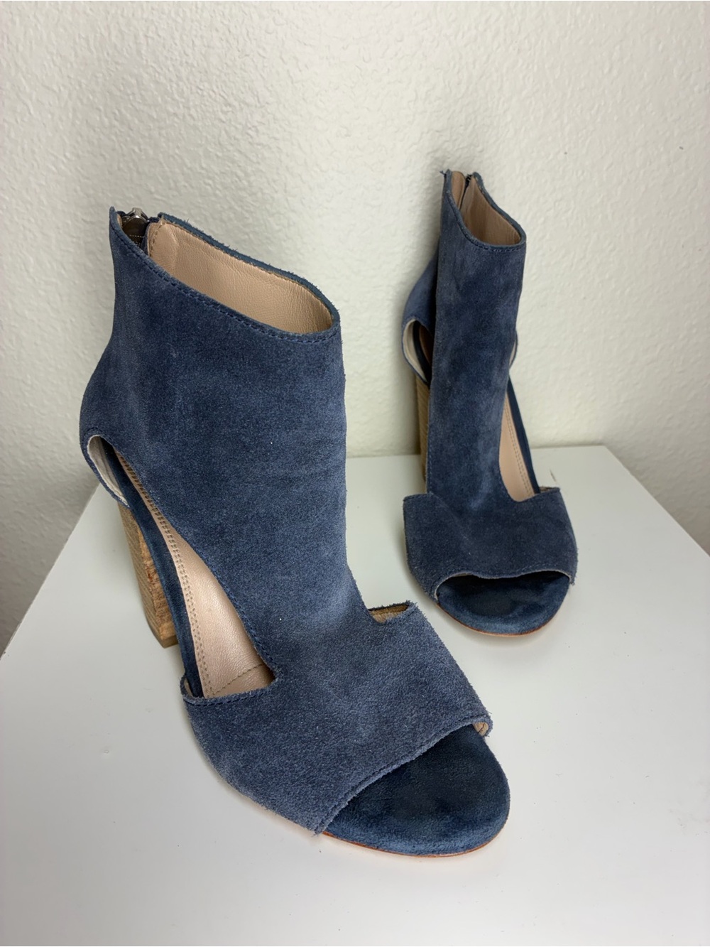 PAIGE Navy Suede Cutout Peep-Toe Ankle Booties, size 7
